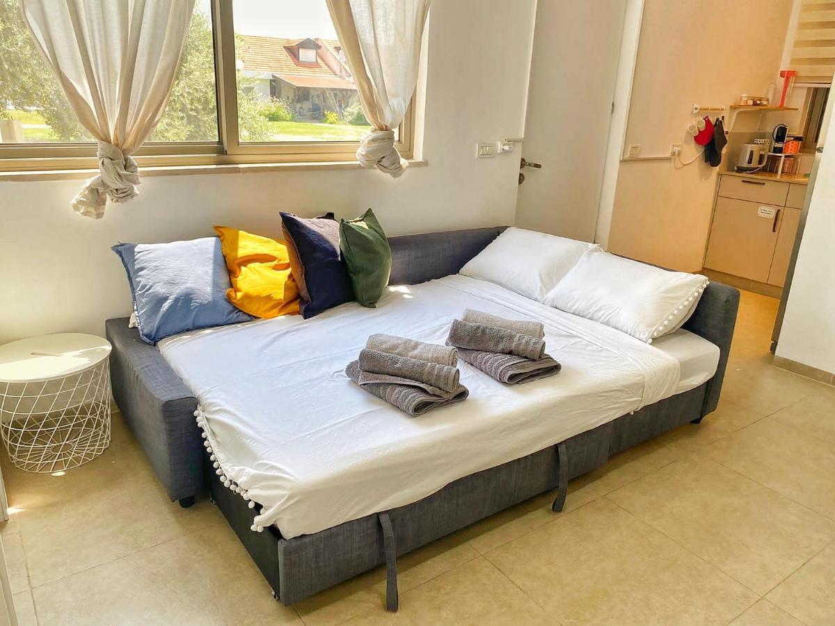 Gilboa View - יחידת אירוח מתוקה Appartamento Reshafim Esterno foto